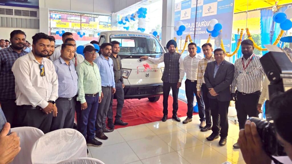ashok leyland light commercial vehicle dealer in mp