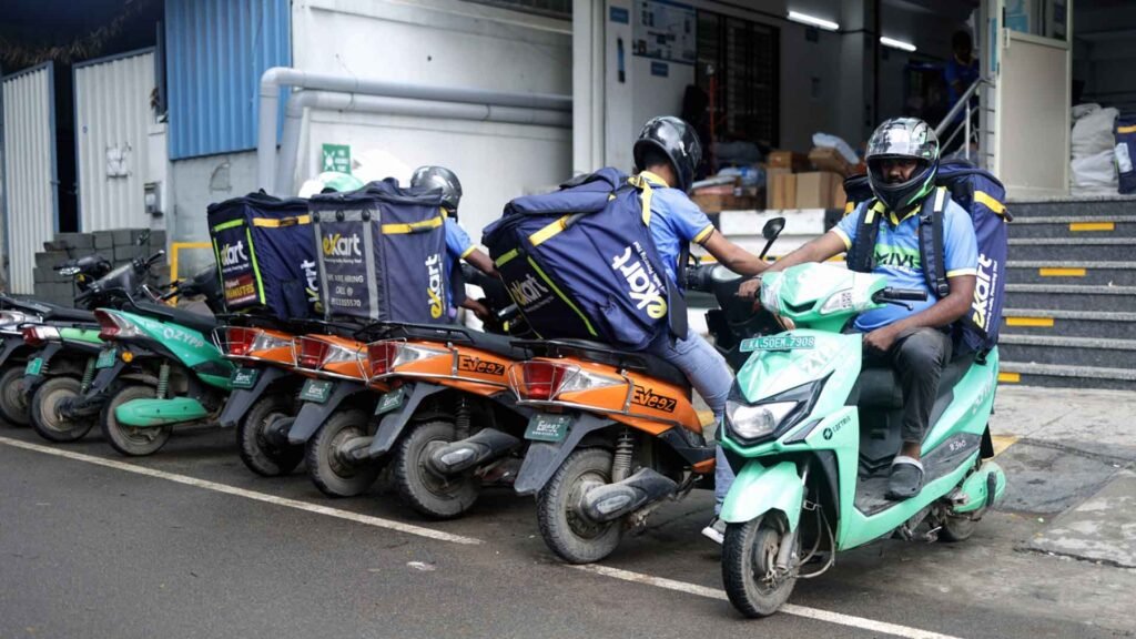 Flipkart wishmasters delivering orders on EVs