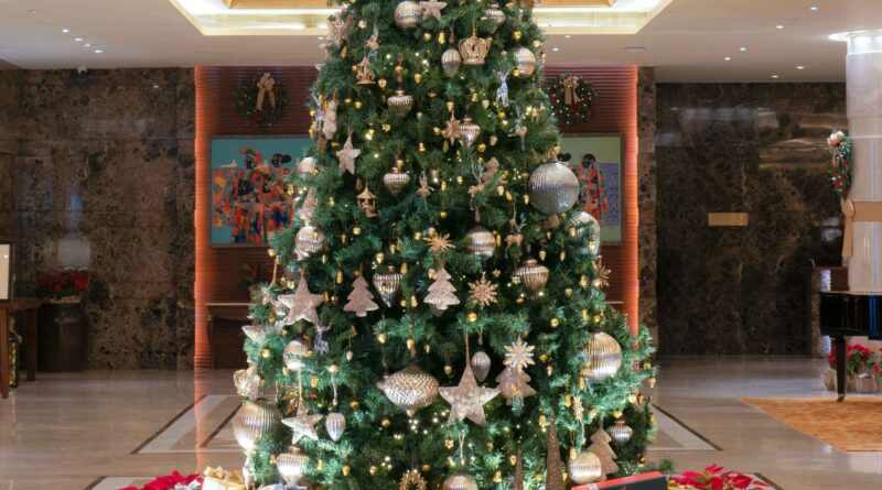 Christmas Tree at Taj Coromandel