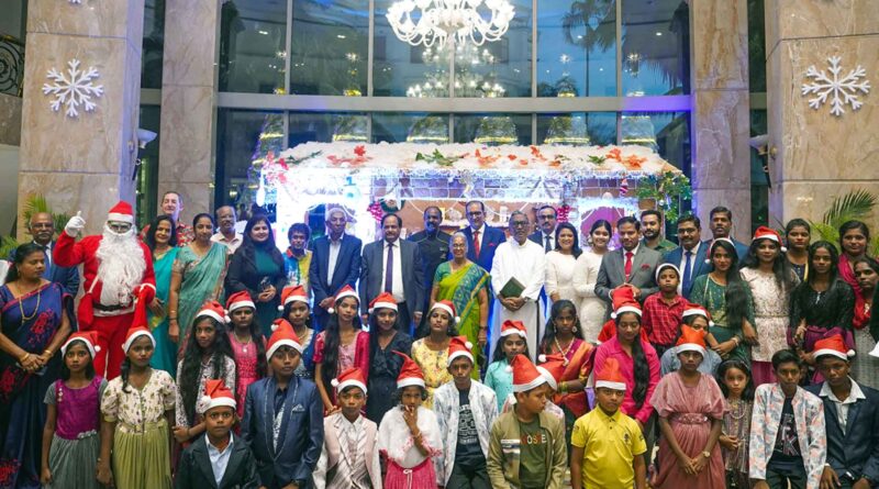 le royal meridien christmas tree lighting ceremony