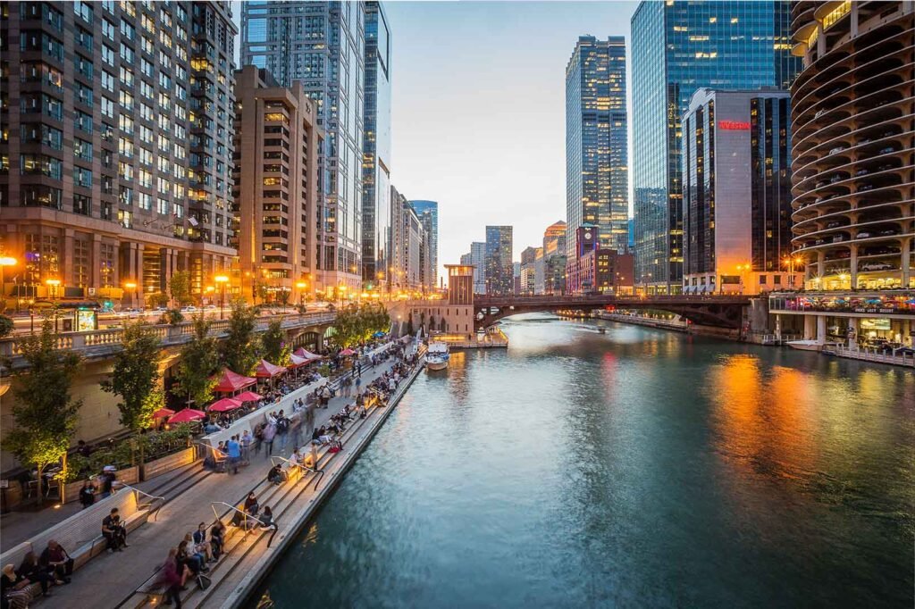 chicago-riverwalk-evening