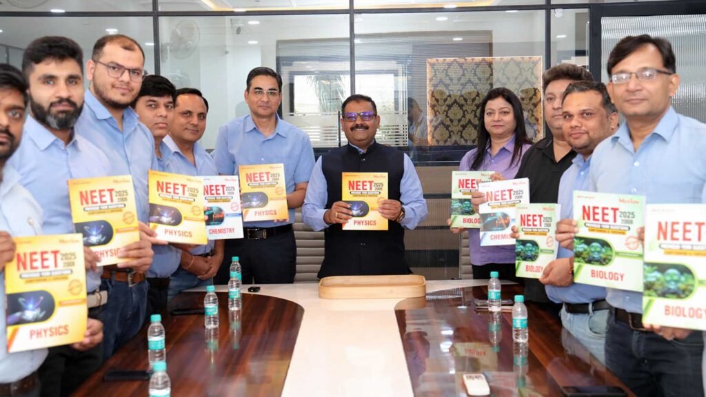 Motion NEET PYQ Solution Books