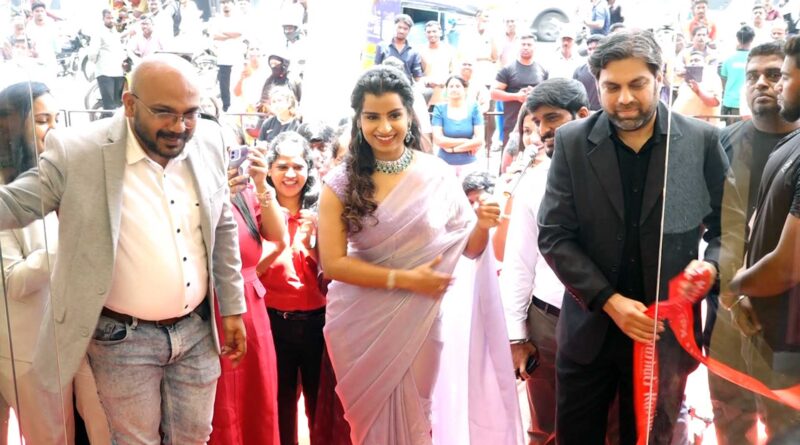 kushal jewellery launch in chennai