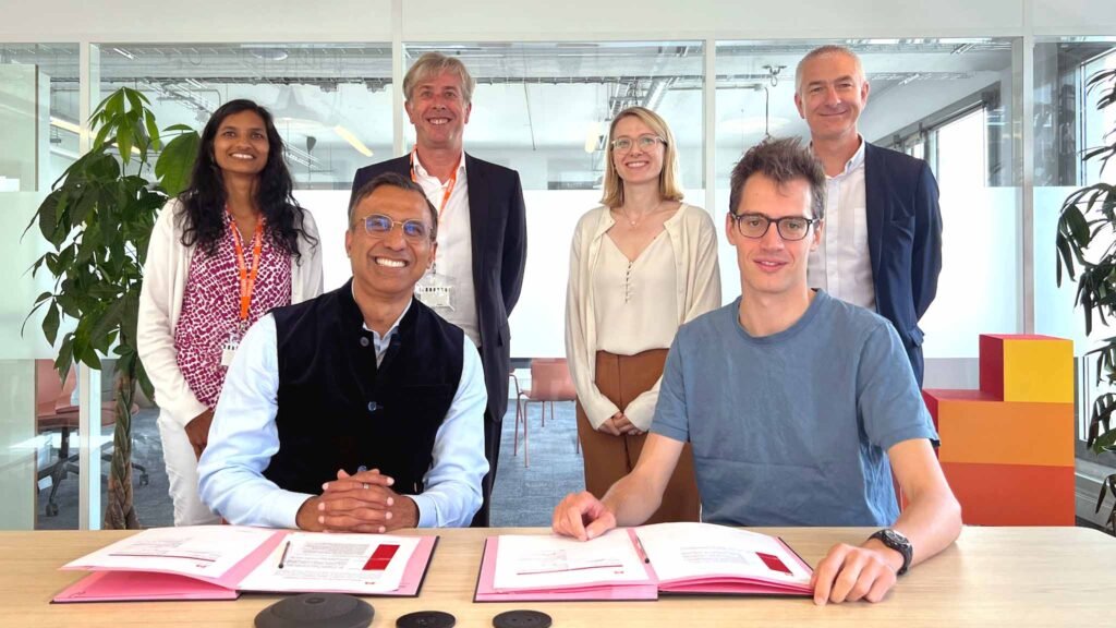 NTT DATA and Mistral AI Partner