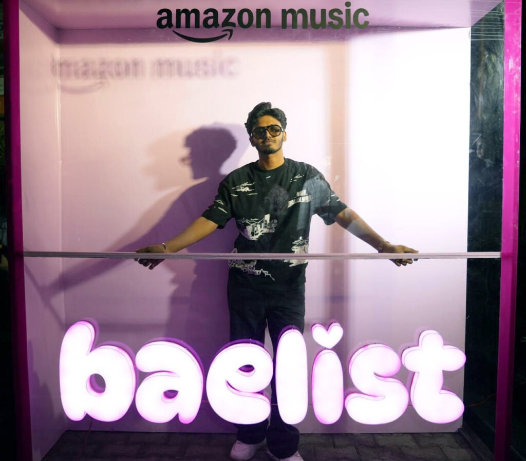 Sai Abhyankkar Unveils vizhi veekura new song