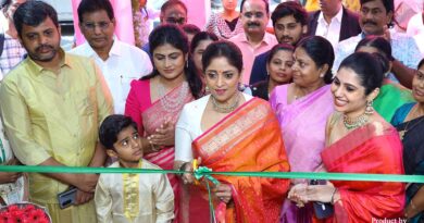 actress nadhiya ramraj cottons ramyyam sarees premium silk sarees store t nagar