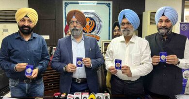 MMTC-PAMP Guru Tegh Bahadur Ji Silver Coin