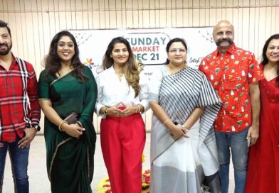 Sunday Market Christmas Delights