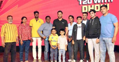 Boost MS Dhoni India vs USA T20